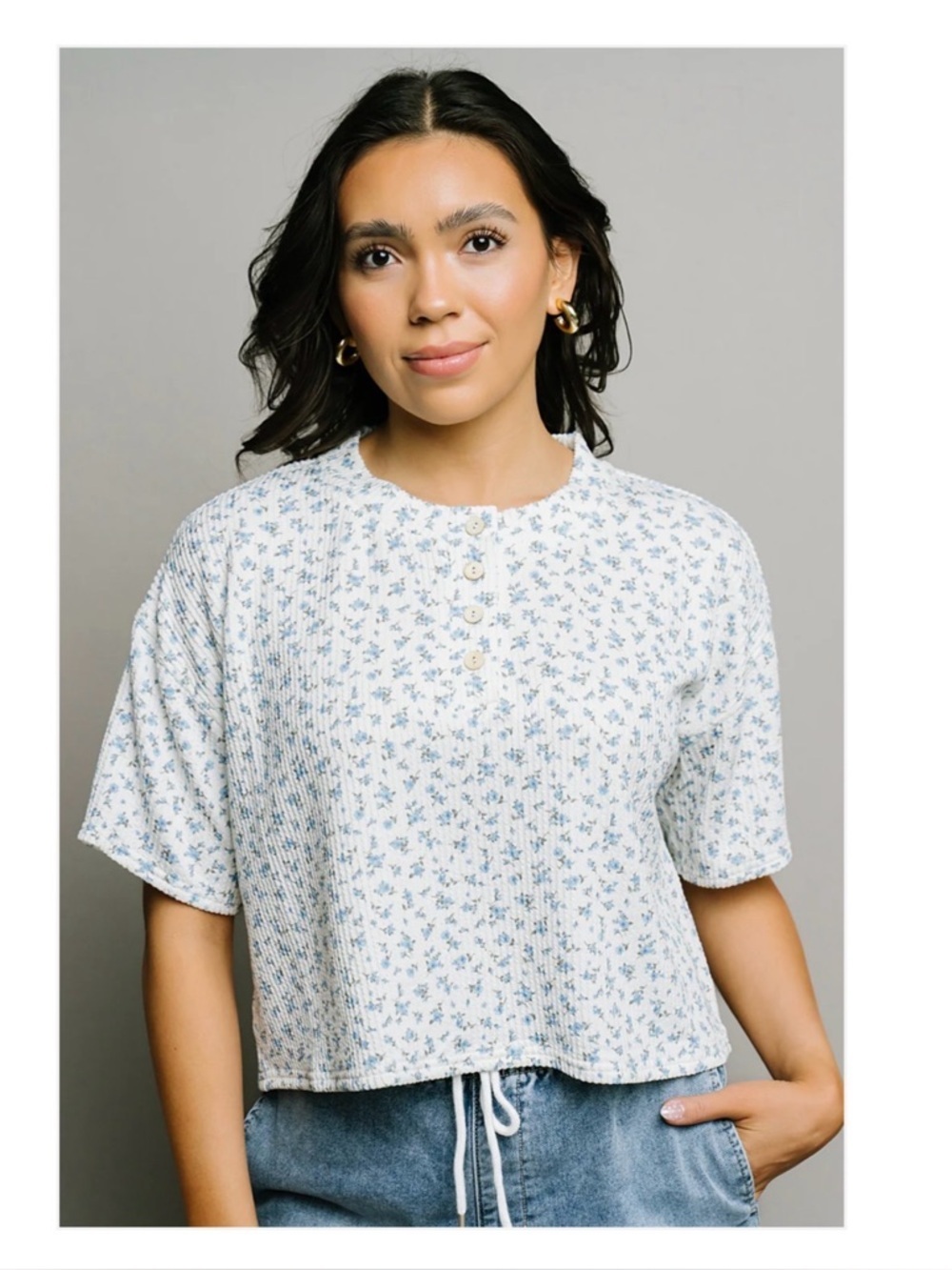 Floral Knit Button Henley Top - White & Light Blue